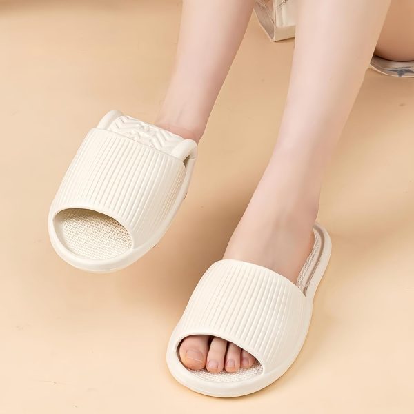 Portable Travel Slippers – Foldable, Non-Slip, Indoor & Outdoor