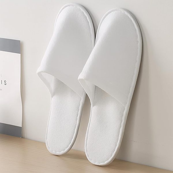 24 Pairs Disposable Guest Slippers – Soft Fleece, Individually Wrapped, White